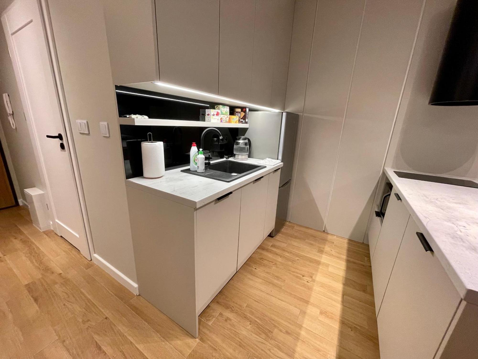 바르샤바 Time&House Pileckiego Przy Centrum Onkologi I Klinice Novum Apartament Na Wylacznosc Pokoj,Sypialnia,Lozko, Lazienka,Kuchnia 아파트 외부 사진